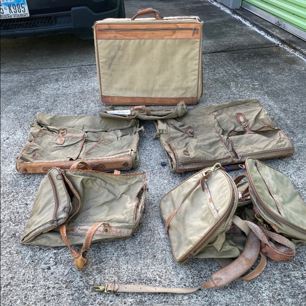 Vintage Hartmann luggage set
